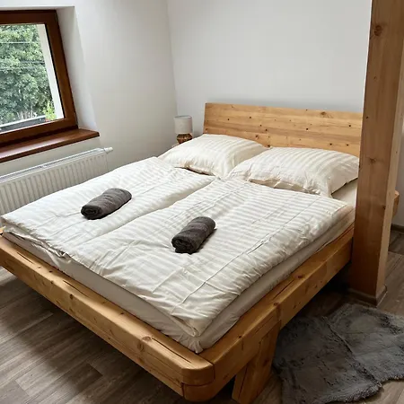 Villa Domek Pisarov *